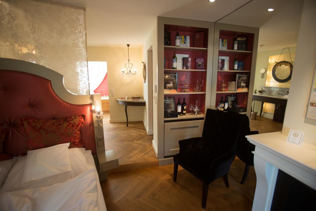 Hotel Heiligenstein Baden-Baden Bagian luar foto