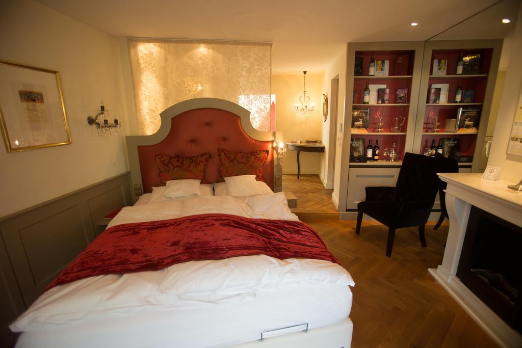 Hotel Heiligenstein Baden-Baden Bagian luar foto